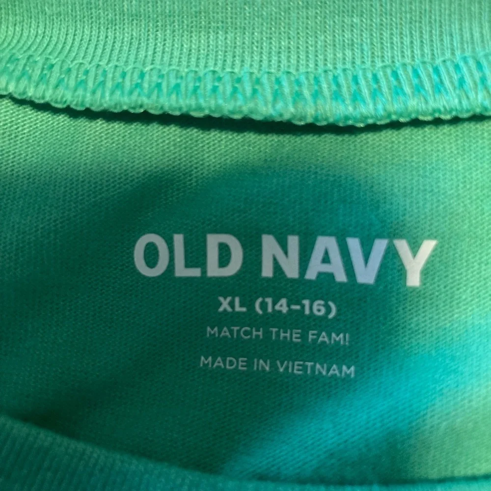 Old Navy kids t-shirt